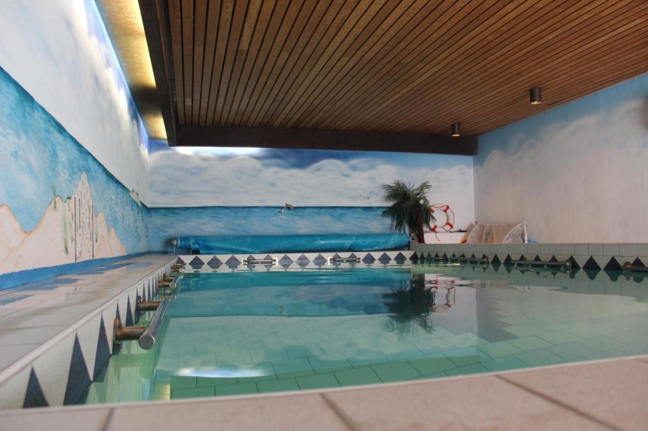 Ferienhaus Abbi Mit Schwimmbad Und Fitness Fuer 8 Personen, Strand, Norddeich Hage Exterior foto